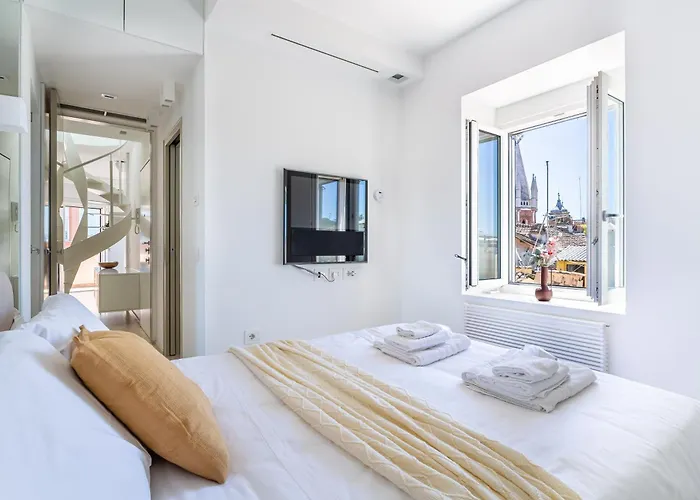 Iflat Spanish Steps Unique Panoramic Penthouse
