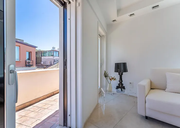 Iflat Spanish Steps Unique Panoramic Penthouse